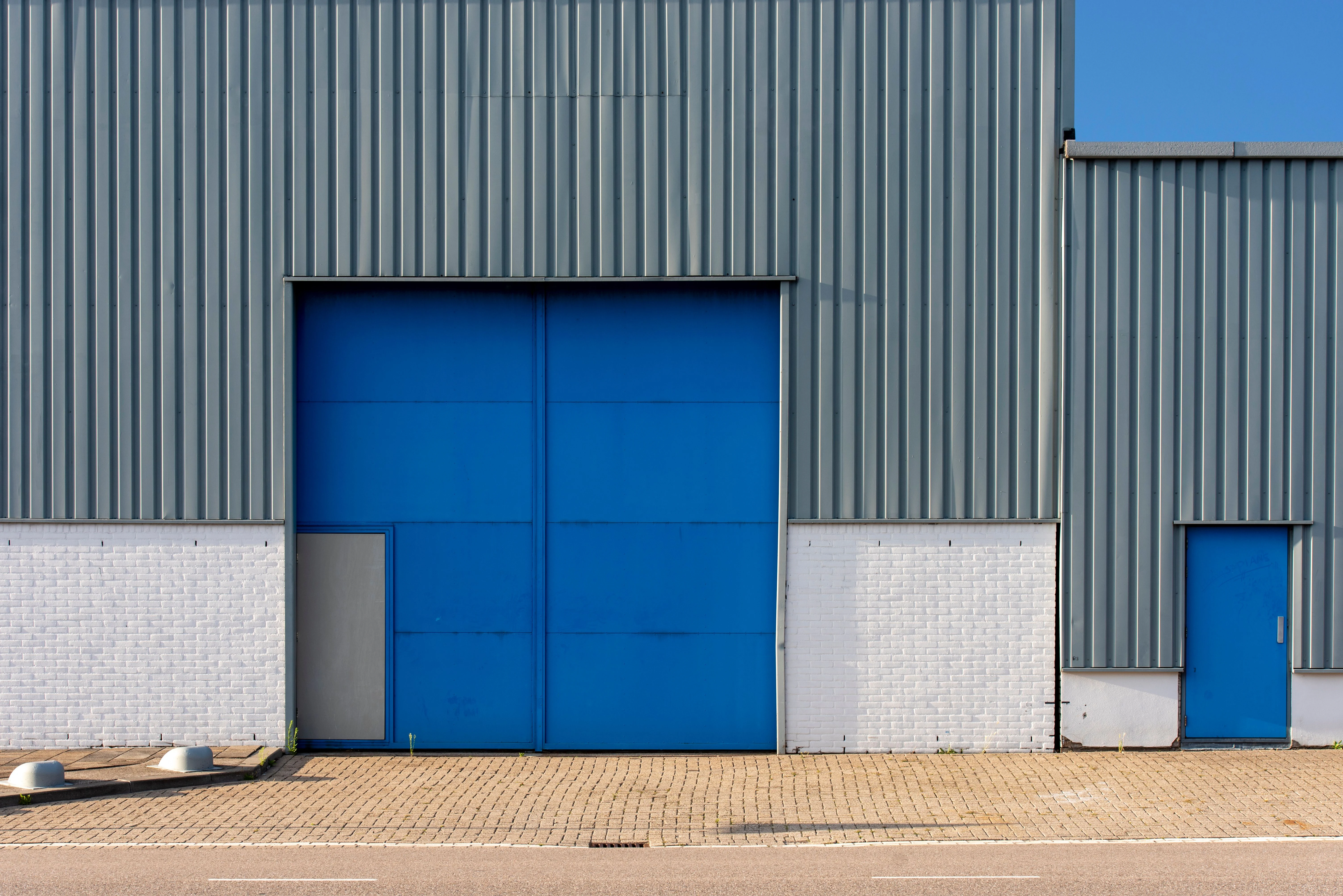 Residential garage door in Punta Gorda